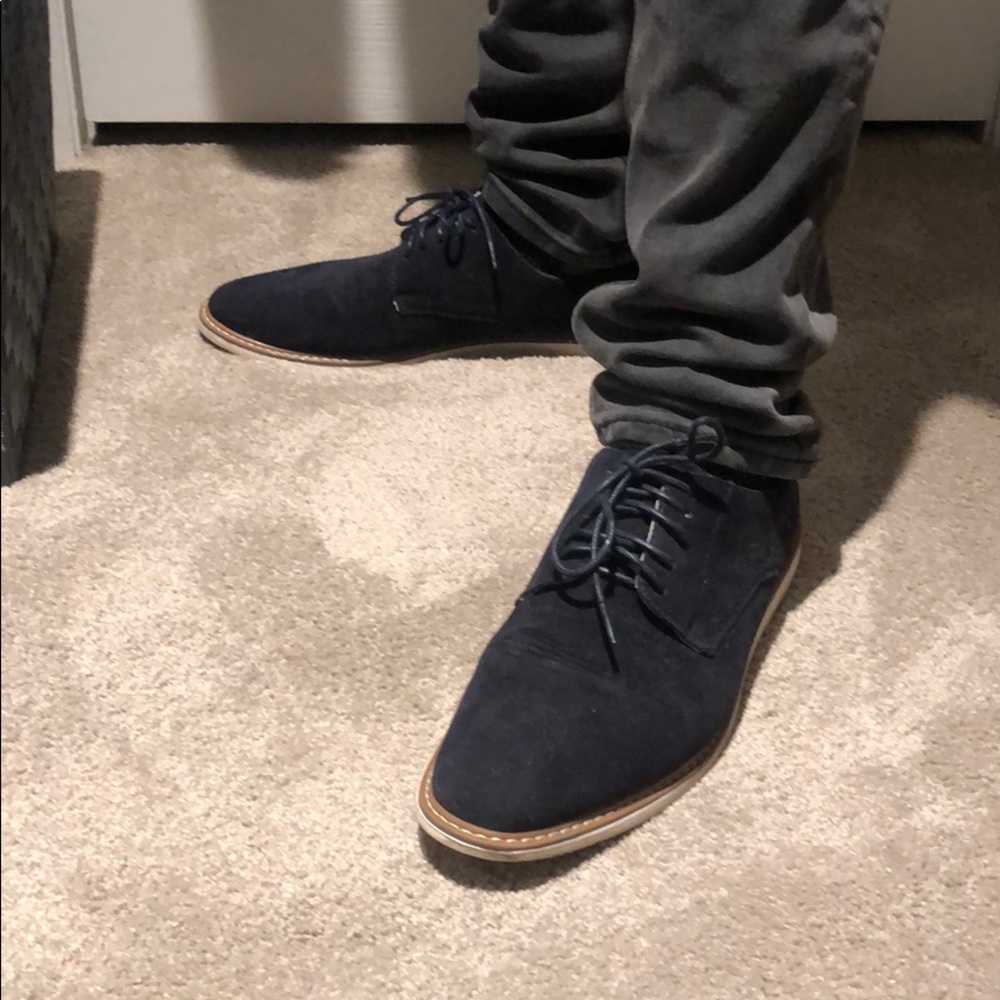 BLUE SHOES